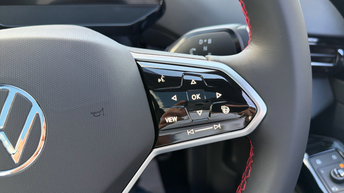 Volkswagen ID.4 250kW 4MOTION GTX Edition 79kWh 5dr Auto Electric Estate - Image 18